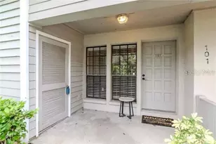 8737 Bardmoor Pl, Seminole, FL 33777 - Photo 39