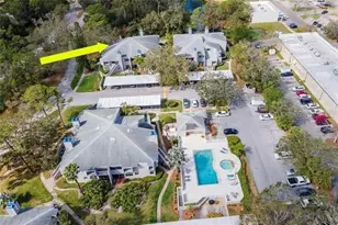 8737 Bardmoor Pl, Seminole, FL 33777 - Photo 7