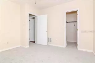 8737 Bardmoor Pl, Seminole, FL 33777 - Photo 19