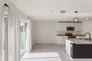 13695 Wineberry Dr, Dade City, FL 33525 - Photo 9