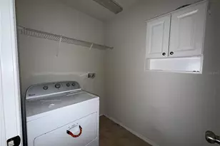 4951 White Sanderling Ct, Tampa, FL 33619 - Photo 15