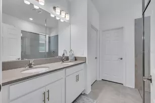 7644 Livewell Ln, Sarasota, FL 34240 - Photo 25
