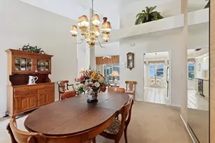 4450 Del Sol Blvd, Sarasota, FL 34243 - Photo 7