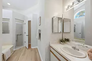 4450 Del Sol Blvd, Sarasota, FL 34243 - Photo 23