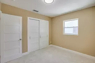 9046 3rd St N, Saint Petersburg, FL 33702 - Photo 35