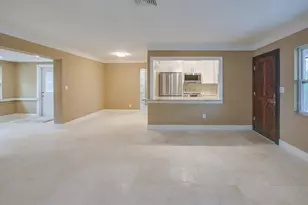 9046 3rd St N, Saint Petersburg, FL 33702 - Photo 17