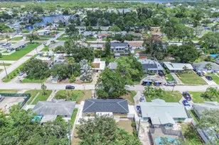 9046 3rd St N, Saint Petersburg, FL 33702 - Photo 7