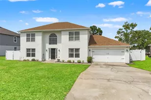 2253 Whitewood Ave, Spring Hill, FL 34609 - Photo 3