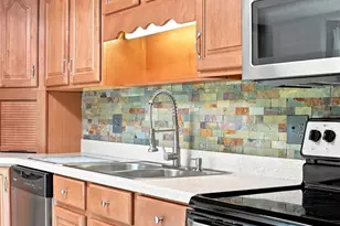 1139 Desmond Ave, Spring Hill, FL 34608 - Photo 11