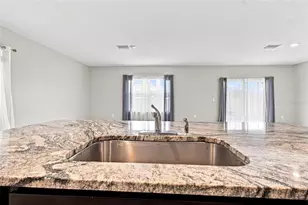 8373 Claw Glades Loop, Wesley Chapel, FL 33545 - Photo 11