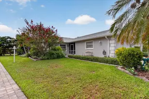 5988 Bonaventure Pl, Sarasota, FL 34243 - Photo 15