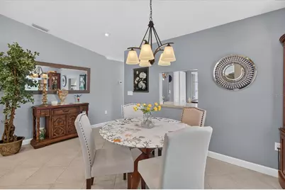 5988 Bonaventure Place, Sarasota, FL 34243 - Photo 23