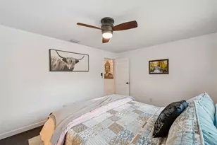 2420 Fairbanks Dr, Clearwater, FL 33764 - Photo 53