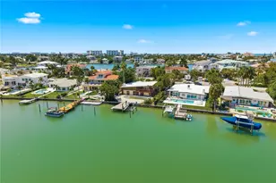 31 Dolphin Dr, Treasure Island, FL 33706 - Photo 31
