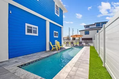 14500 N Bayshore Drive, Madeira Beach, FL 33708 - Photo 5