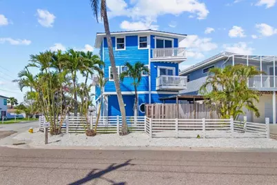 14500 N Bayshore Drive, Madeira Beach, FL 33708 - Photo 7