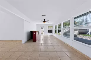 1035 Anclote Dr, Tarpon Springs, FL 34689 - Photo 23