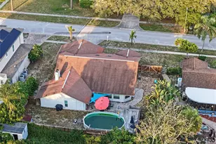 1035 Anclote Dr, Tarpon Springs, FL 34689 - Photo 43
