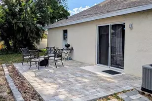 1083 Snead Ave, Sarasota, FL 34237 - Photo 17