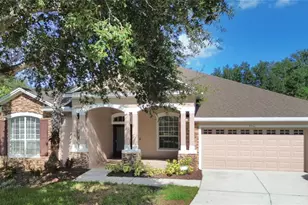7051 Derwent Glen Cir, Land O Lakes, FL 34637 - Photo 5