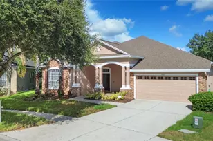 7051 Derwent Glen Cir, Land O Lakes, FL 34637 - Photo 3