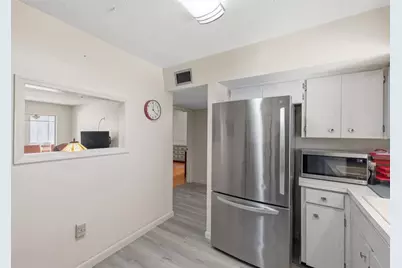 9940 47th Avenue N #216, Saint Petersburg, FL 33708 - Photo 7