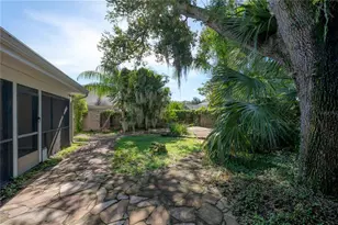 5026 Cypress Trace Dr, Tampa, FL 33624 - Photo 33