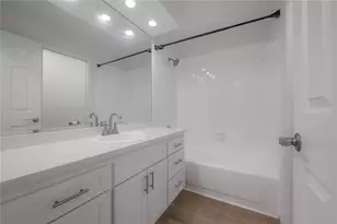 5026 Cypress Trace Dr, Tampa, FL 33624 - Photo 19