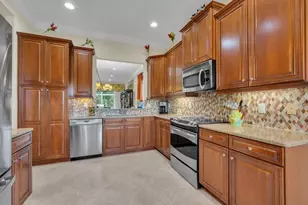 5004 Pearl Crest Ct, Wimauma, FL 33598 - Photo 9