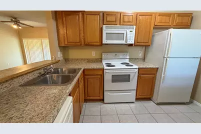 9523 Grovedale Circle #101, Riverview, FL 33578 - Photo 5