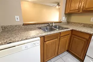 9523 Grovedale Cir, Riverview, FL 33578 - Photo 15