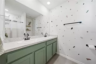 32844 Brooks Hawk Ln, Wesley Chapel, FL 33543 - Photo 19