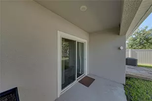 32844 Brooks Hawk Ln, Wesley Chapel, FL 33543 - Photo 35