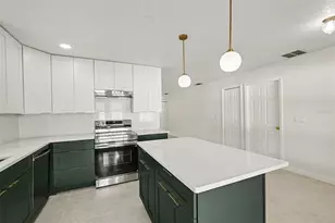 10324 Summerview Cir, Riverview, FL 33578 - Photo 7