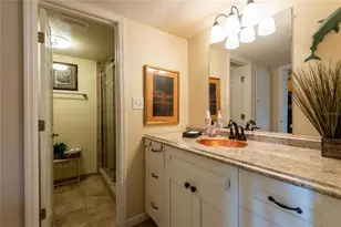 5132 Beach Dr SE, Saint Petersburg, FL 33705 - Photo 21