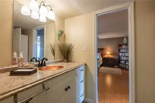 5132 Beach Dr SE, Saint Petersburg, FL 33705 - Photo 21