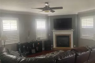 108 W Lake Victoria Cir, Deland, FL 32724 - Photo 5