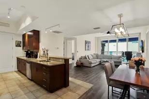 331 Cleveland St, Clearwater, FL 33755 - Photo 3