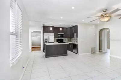 711 16th Avenue S, Saint Petersburg, FL 33701 - Photo 5