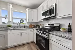 9904 Tulip Street N, Pinellas Park, FL 33782 - Photo 11