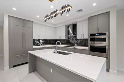275 1st Avenue S #2803, Saint Petersburg, FL 33701 - Photo 9