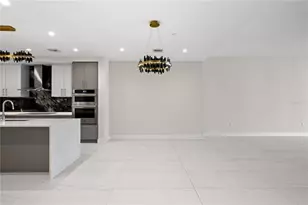 275 1st Ave S, Saint Petersburg, FL 33701 - Photo 17