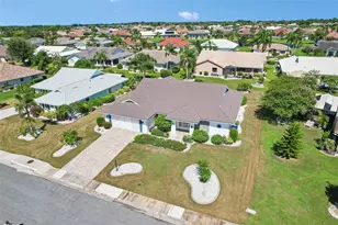 1913 Wolf Laurel Dr, Sun City Center, FL 33573 - Photo 47