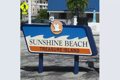 11855 1st Street E, Treasure Island, FL 33706 - Photo 11