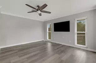 209 Fernwood Cir, Seminole, FL 33777 - Photo 11