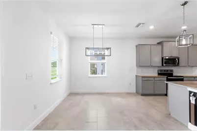 33034 Sand Creek Drive, Wesley Chapel, FL 33543 - Photo 13
