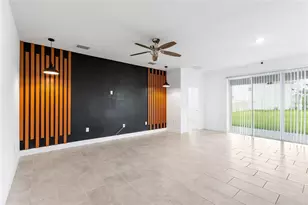 33034 Sand Creek Dr, Wesley Chapel, FL 33543 - Photo 7
