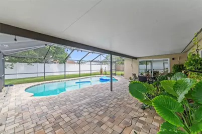 1003 Red Oak Circle, Brandon, FL 33511 - Photo 21