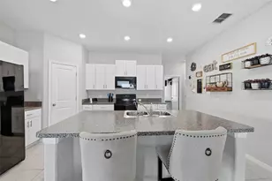 39745 Harvest Creek Ln, Zephyrhills, FL 33540 - Photo 13