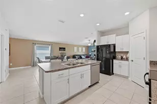 39745 Harvest Creek Ln, Zephyrhills, FL 33540 - Photo 15